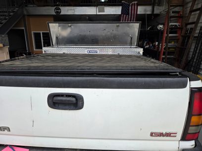 Used 2006 GMC Sierra 2500 SLT w/ Heavy-Duty Power Package