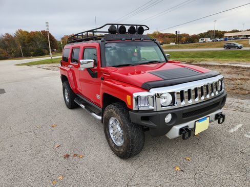 Used 2008 HUMMER H3 Alpha image 11