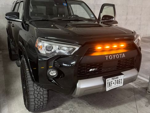 Used 2021 Toyota 4Runner TRD Off-Road Premium AWD/4WD image 8