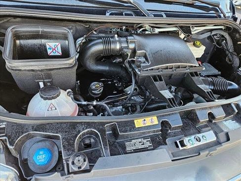 Used 2019 Mercedes-Benz Sprinter 144 image 12