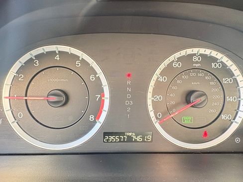 Used 2012 Honda Accord EX-L image 12