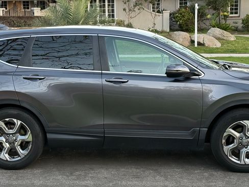 Used 2018 Honda CR-V EX image 5