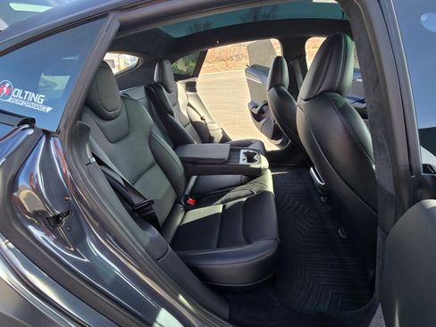 Used 2023 Tesla Model S Plaid image 12