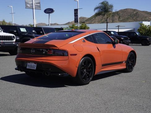 Used 2024 Nissan Z Performance w/ Heritage Edition image 4