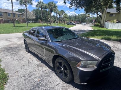 Used 2014 Dodge Charger SE