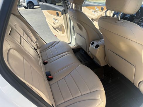 Used 2018 Mercedes-Benz GLC 300 image 9