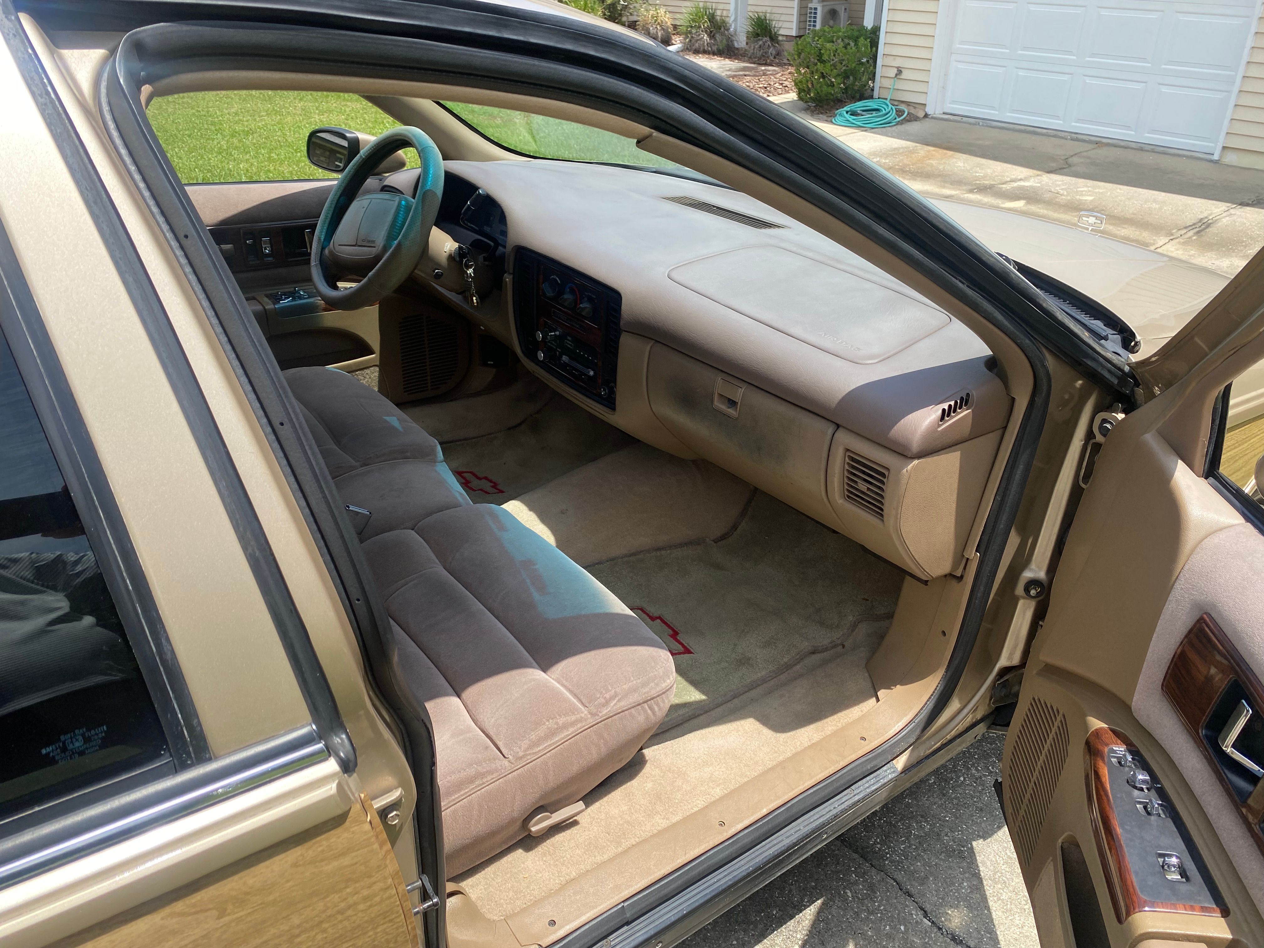 Used 1994 Chevrolet Caprice Classic RWD image 14
