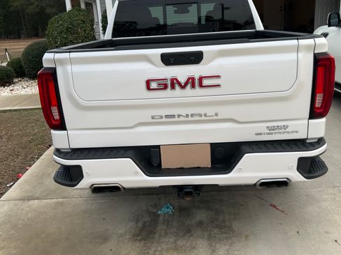 Used 2022 GMC Sierra 1500 Denali image 4