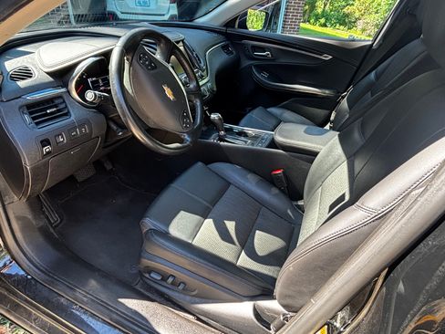 Used 2020 Chevrolet Impala LT w/ LT Convenience Package FWD image 10