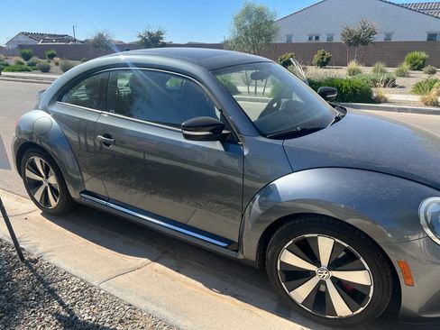 Used 2012 Volkswagen Beetle Turbo image 1
