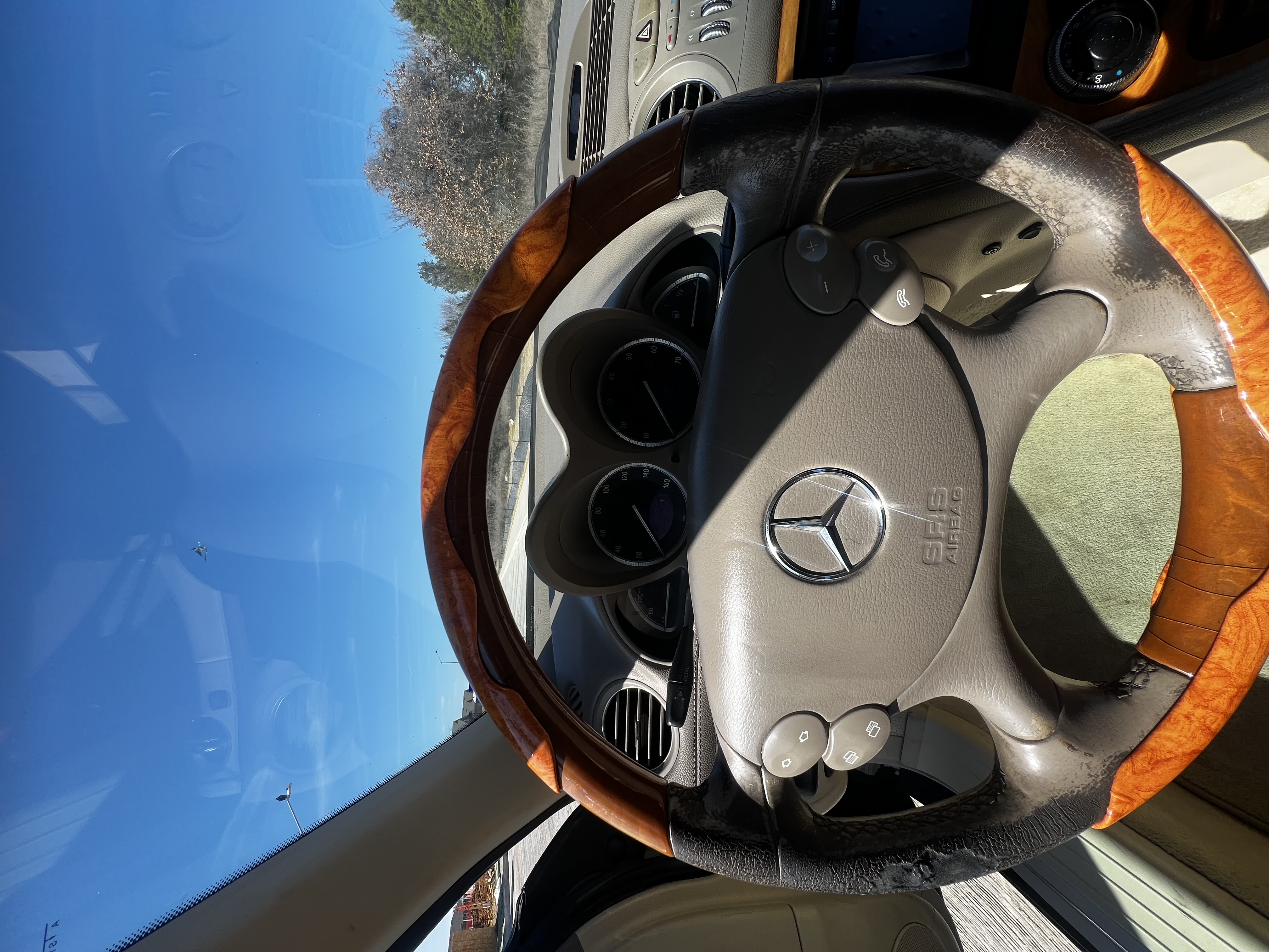 Used 2004 Mercedes-Benz SL 500 image 6