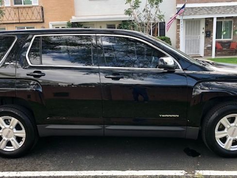 Used 2015 GMC Terrain SLE image 1