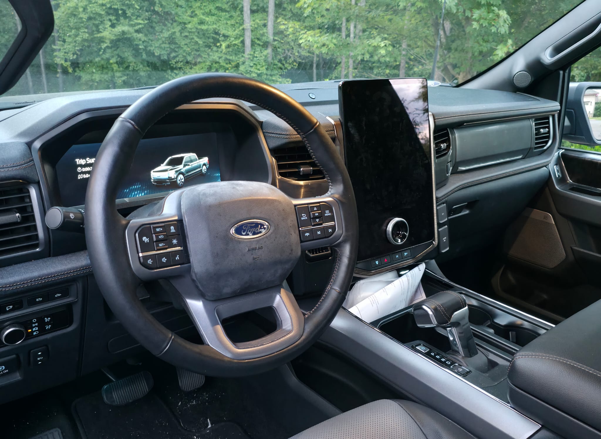 Used 2023 Ford F150 Lightning Lariat AWD/4WD image 8