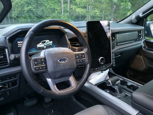 Used 2023 Ford F150 Lightning Lariat AWD/4WD image 8