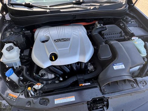 Used 2013 Hyundai Sonata Hybrid FWD image 13