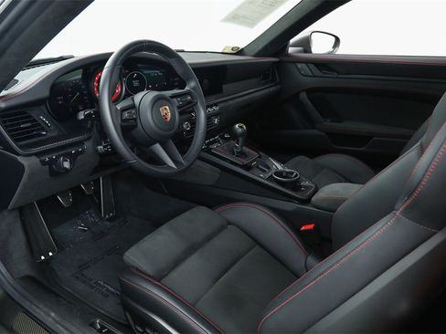 Used 2023 Porsche 911 GT3 image 6