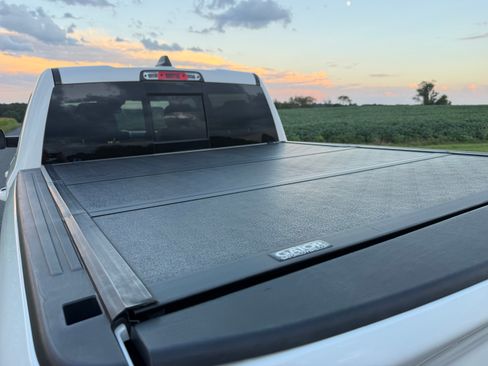 Used 2019 RAM 1500 Limited AWD/4WD image 10