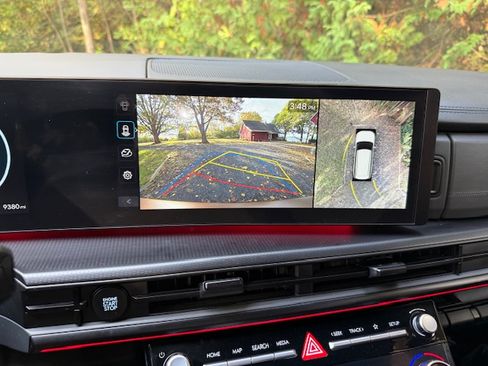 Used 2024 Hyundai Santa Fe Calligraphy image 15