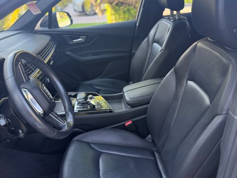 Used 2019 Audi Q7 3.0T Premium Plus w/ Premium Plus Package image 12