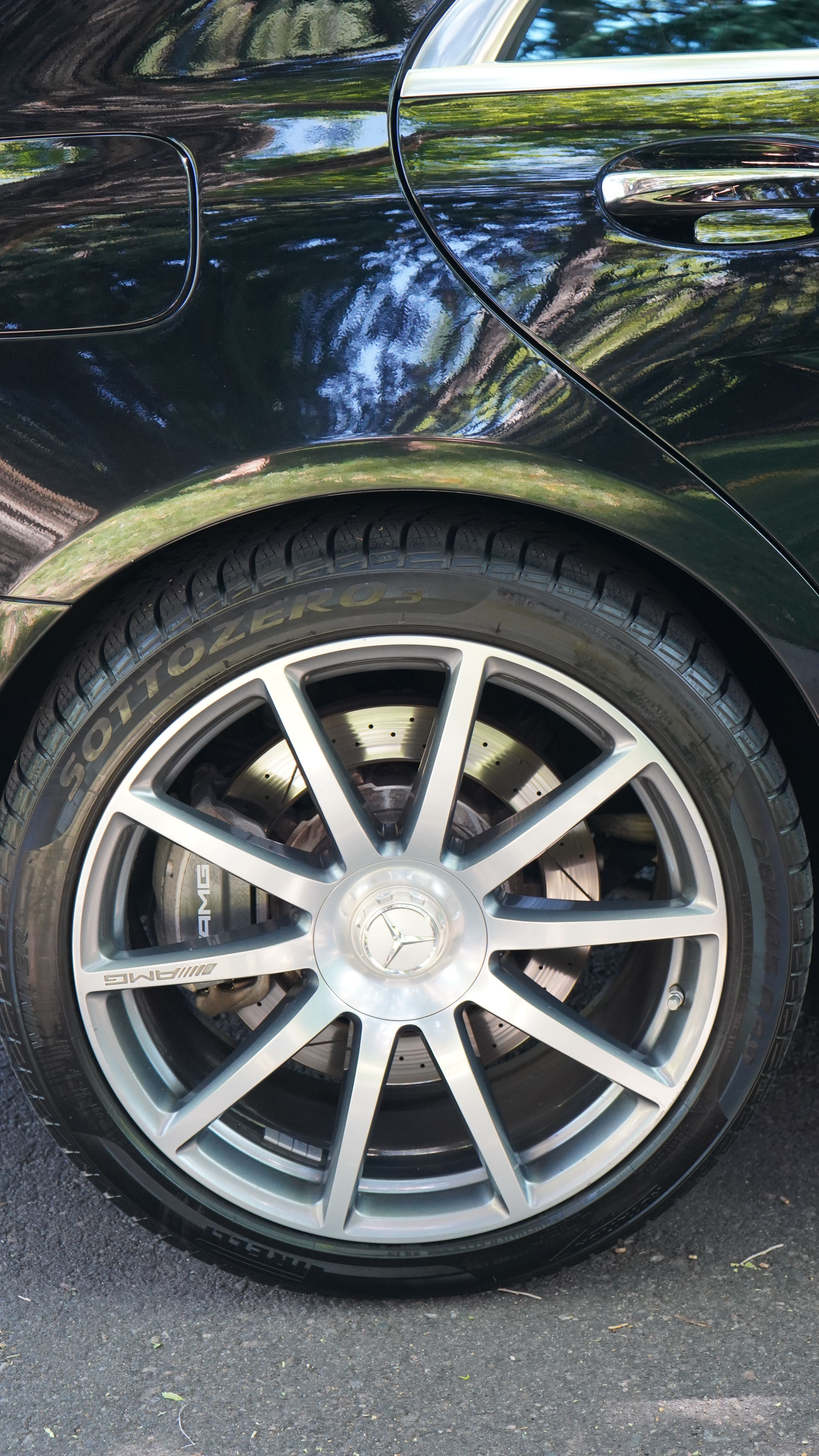 Used 2015 Mercedes-Benz S 63 AMG 4MATIC Sedan image 14