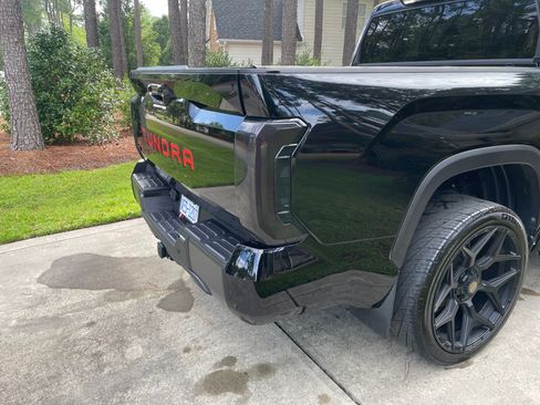 Used 2024 Toyota Tundra Limited AWD/4WD image 19