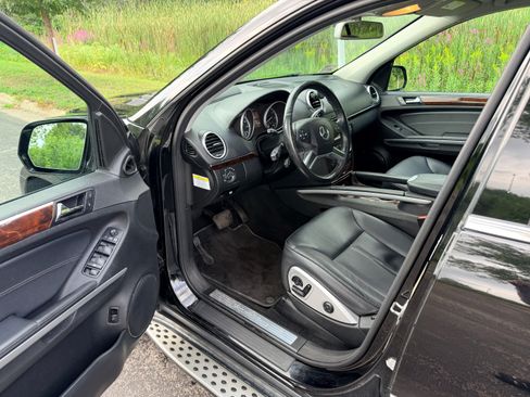 Used 2010 Mercedes-Benz GL 450 4MATIC image 6