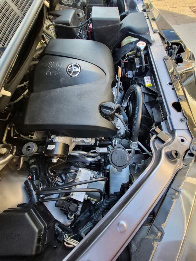 Used 2020 Toyota Sienna SE FWD image 17