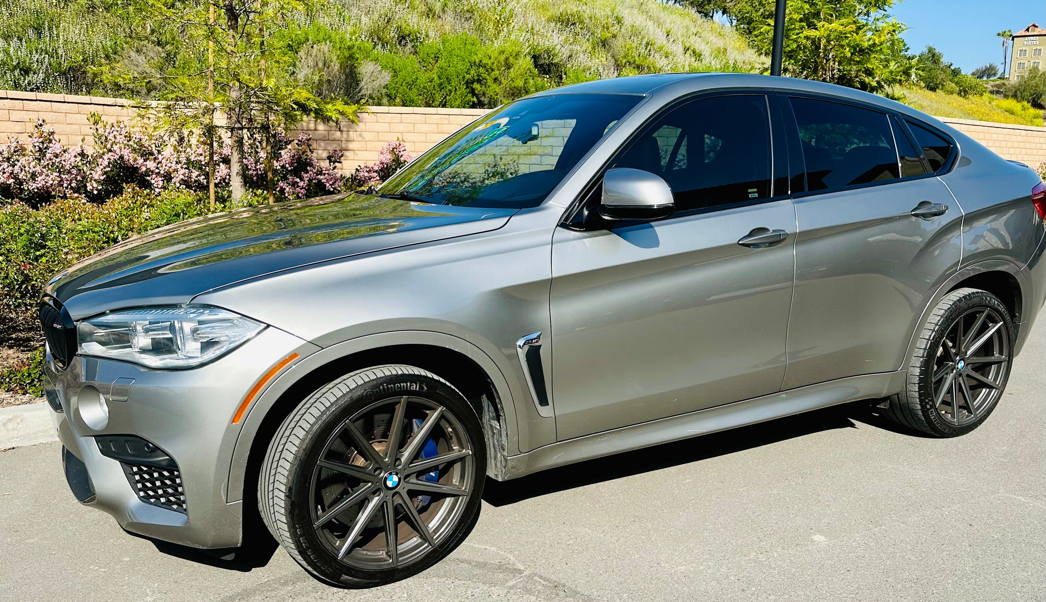 Used 2015 BMW X6 M AWD/4WD image 1