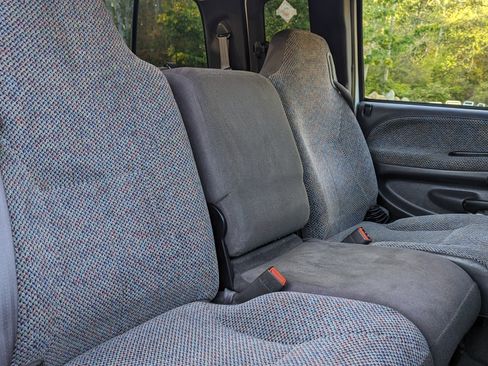 Used 2002 Dodge Ram 2500 Truck 4x4 Quad Cab image 13