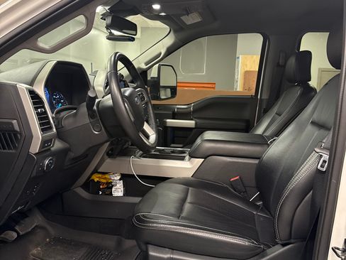Used 2021 Ford F450 Lariat w/ Lariat Ultimate Package AWD/4WD image 6