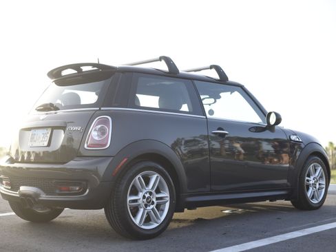 Used 2013 MINI Cooper S FWD image 6