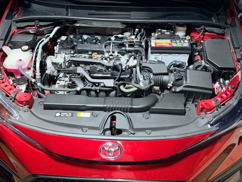 Used 2022 Toyota Corolla SE w/ SE Premium Package image 16