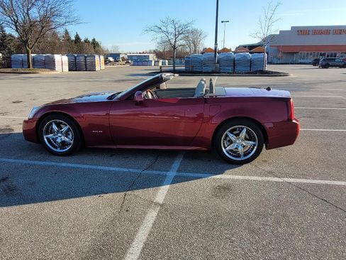 Used 2005 Cadillac XLR image 6