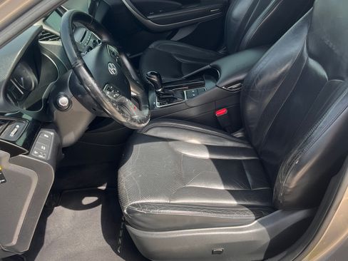 Used 2013 Hyundai Azera image 12