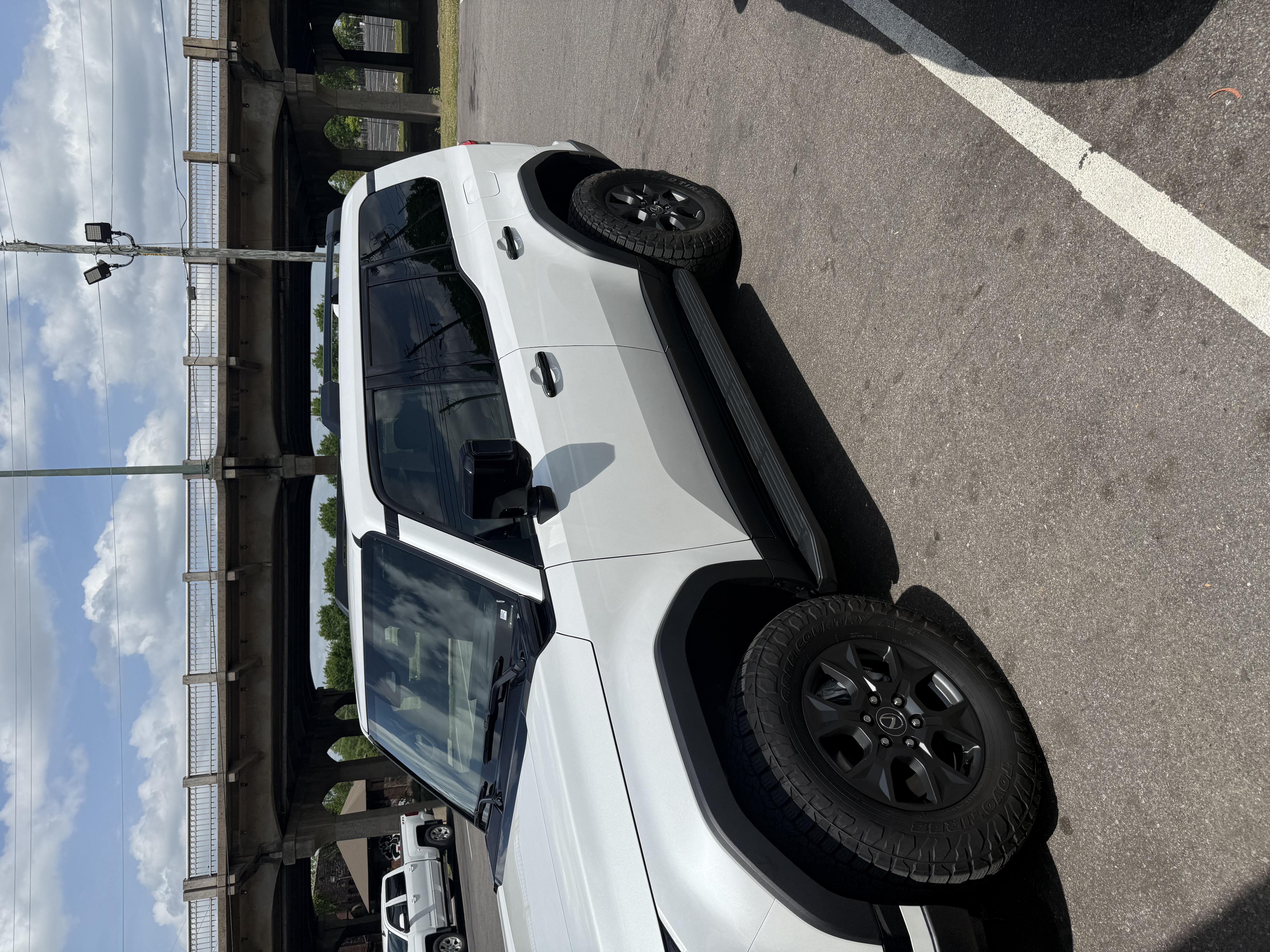 Used 2024 Lexus GX 550 AWD/4WD image 2
