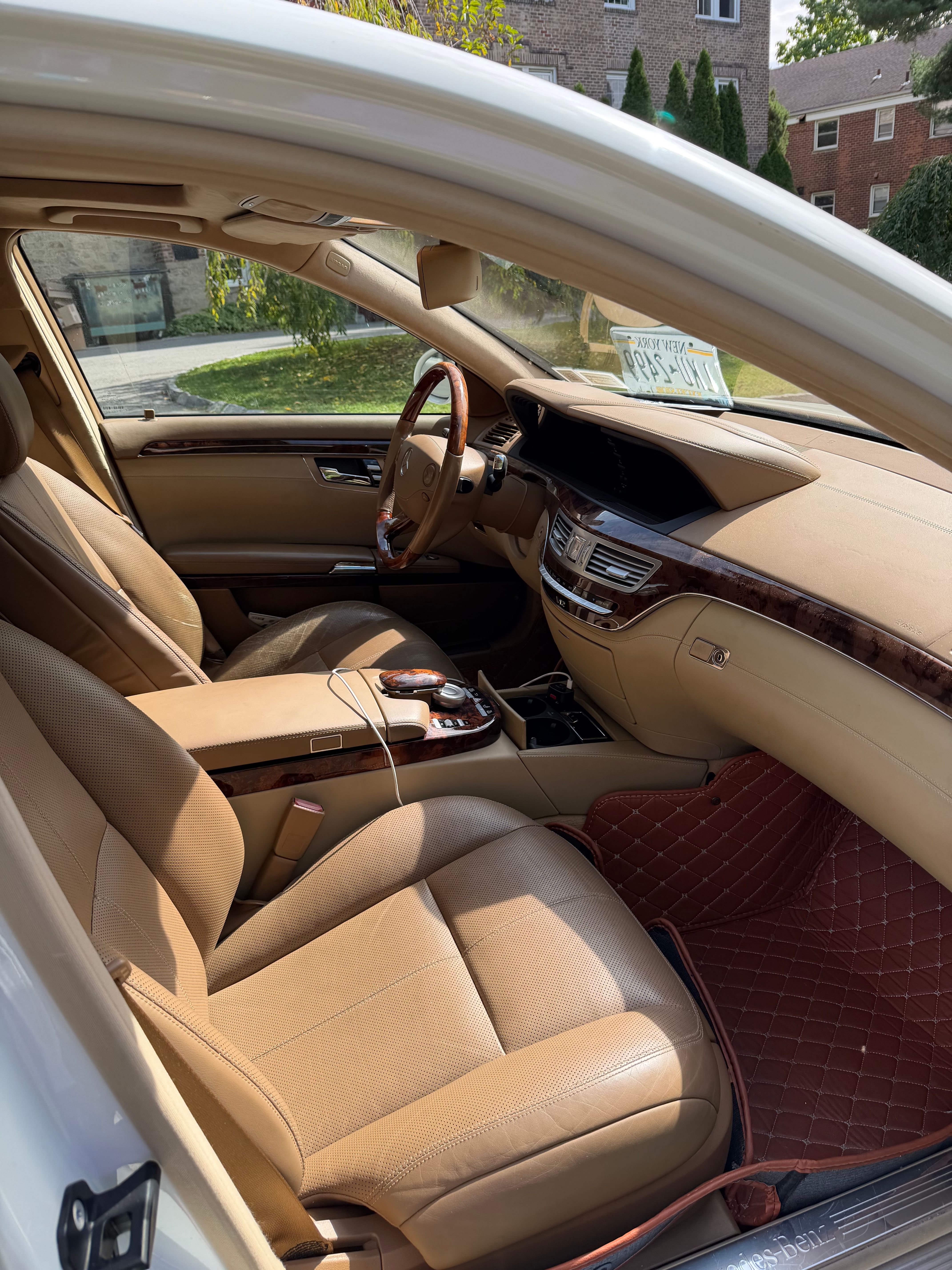 Used 2007 Mercedes-Benz S 600 image 10