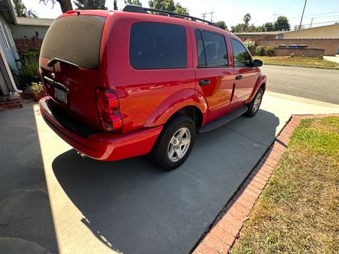 Used 2004 Dodge Durango SLT image 4