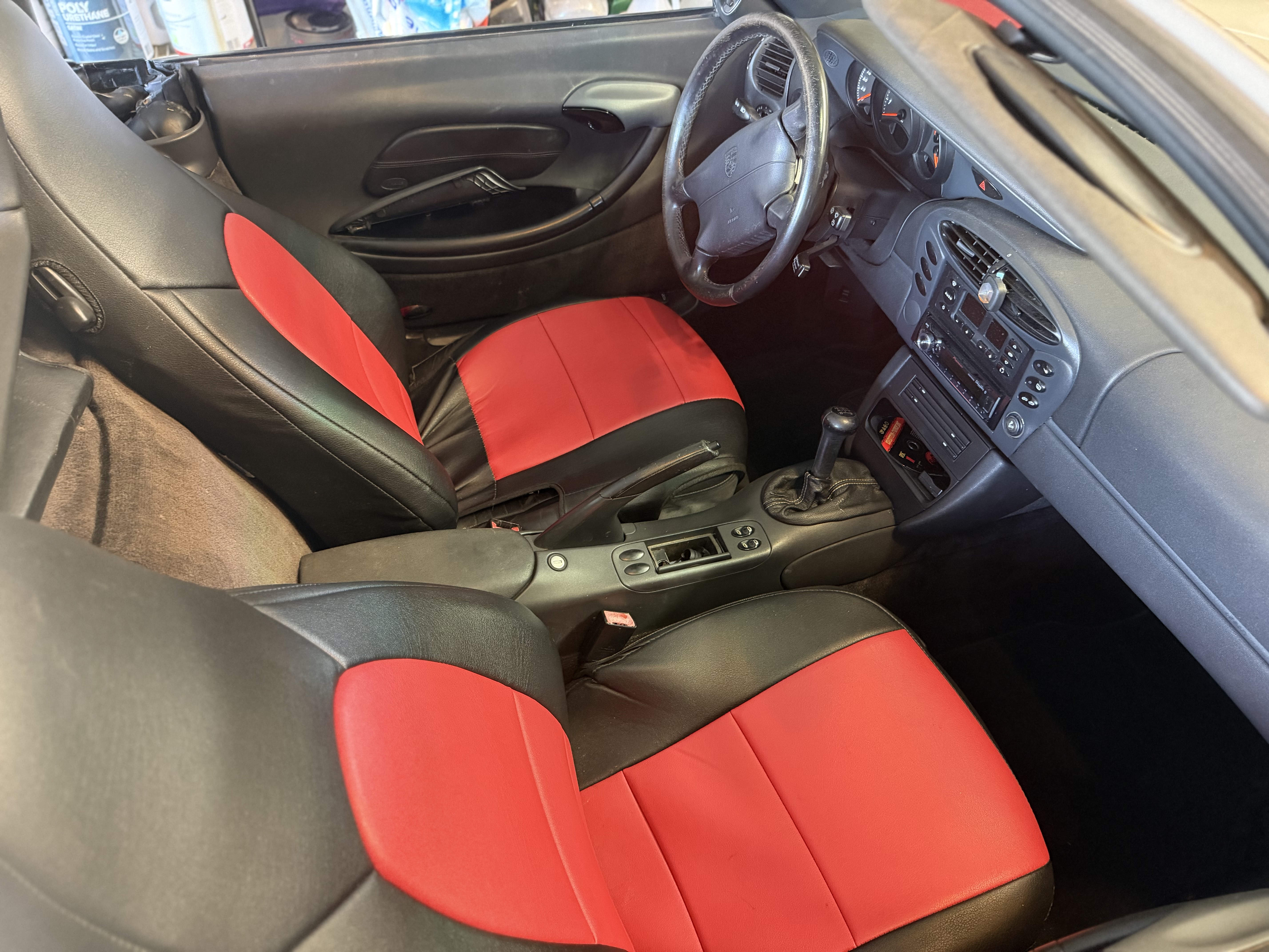 Used 1998 Porsche Boxster RWD image 9
