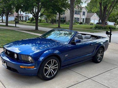Used 2007 Ford Mustang GT Premium RWD image 6