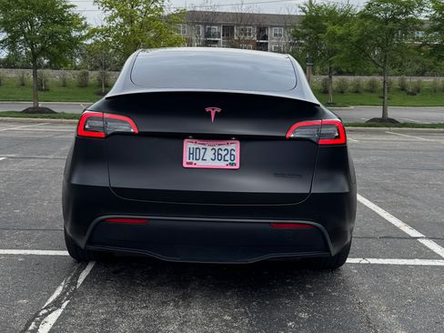 Used 2022 Tesla Model Y Performance image 1