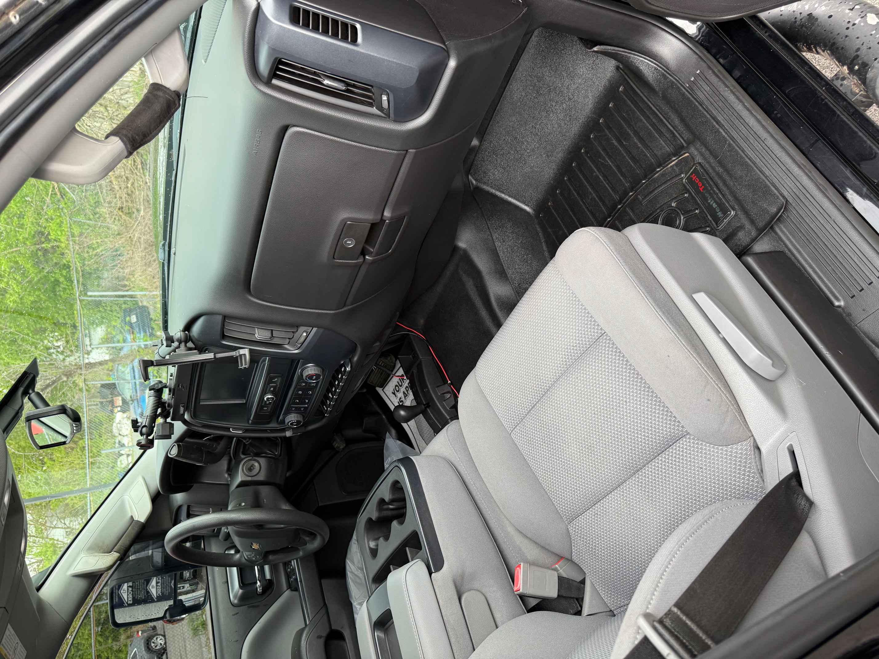 Used 2018 Chevrolet Silverado 3500 W/T AWD/4WD image 10