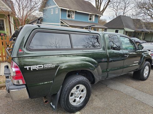 Used 2012 Toyota Tacoma 4x4 Access Cab V6 image 15