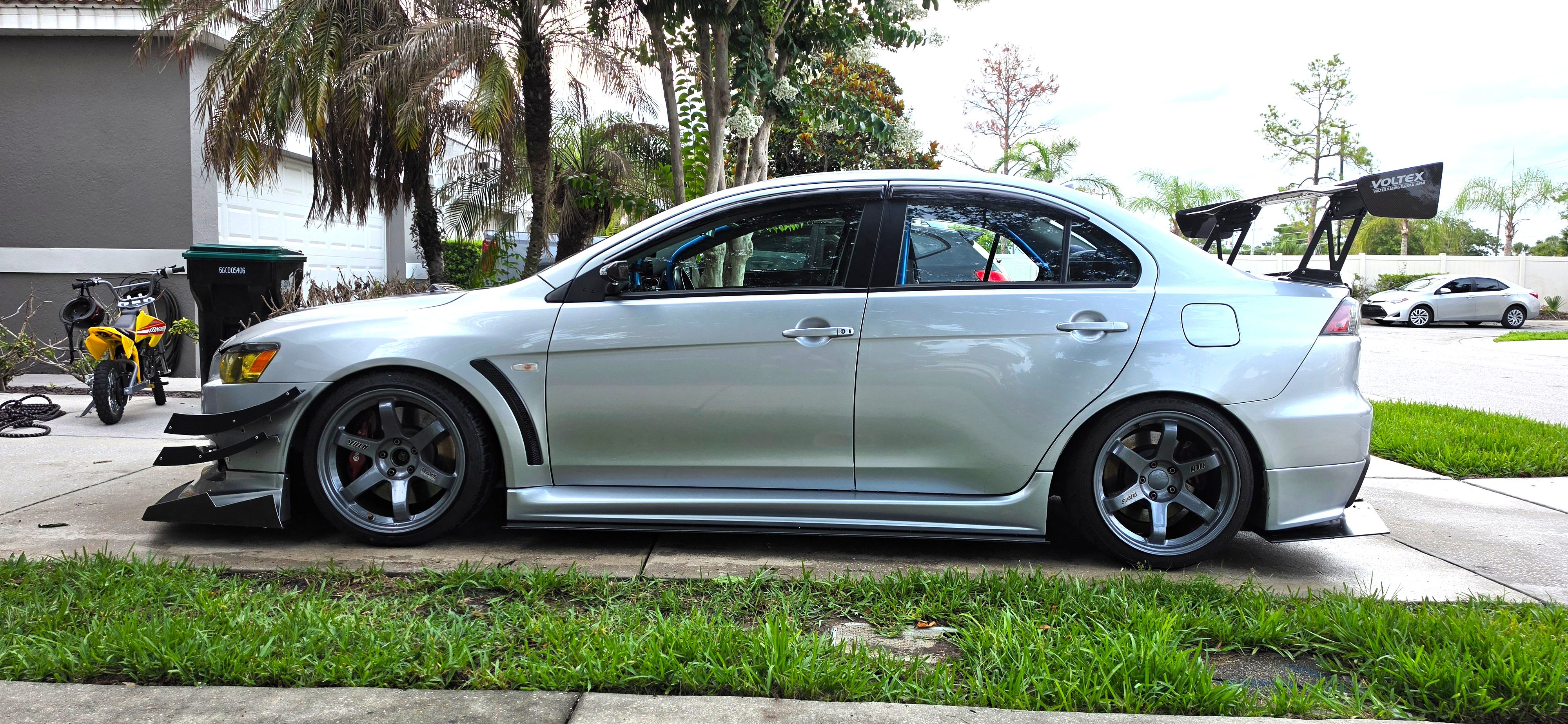 Used 2008 Mitsubishi Lancer Evolution GSR AWD/4WD image 1