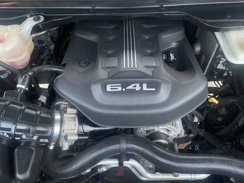 Used 2022 Jeep Grand Wagoneer Series II w/ Convenience Group III image 21