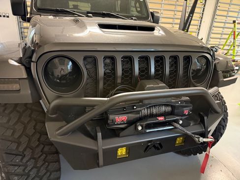 Used 2022 Jeep Wrangler Unlimited Rubicon w/ Trailer Tow Package image 9