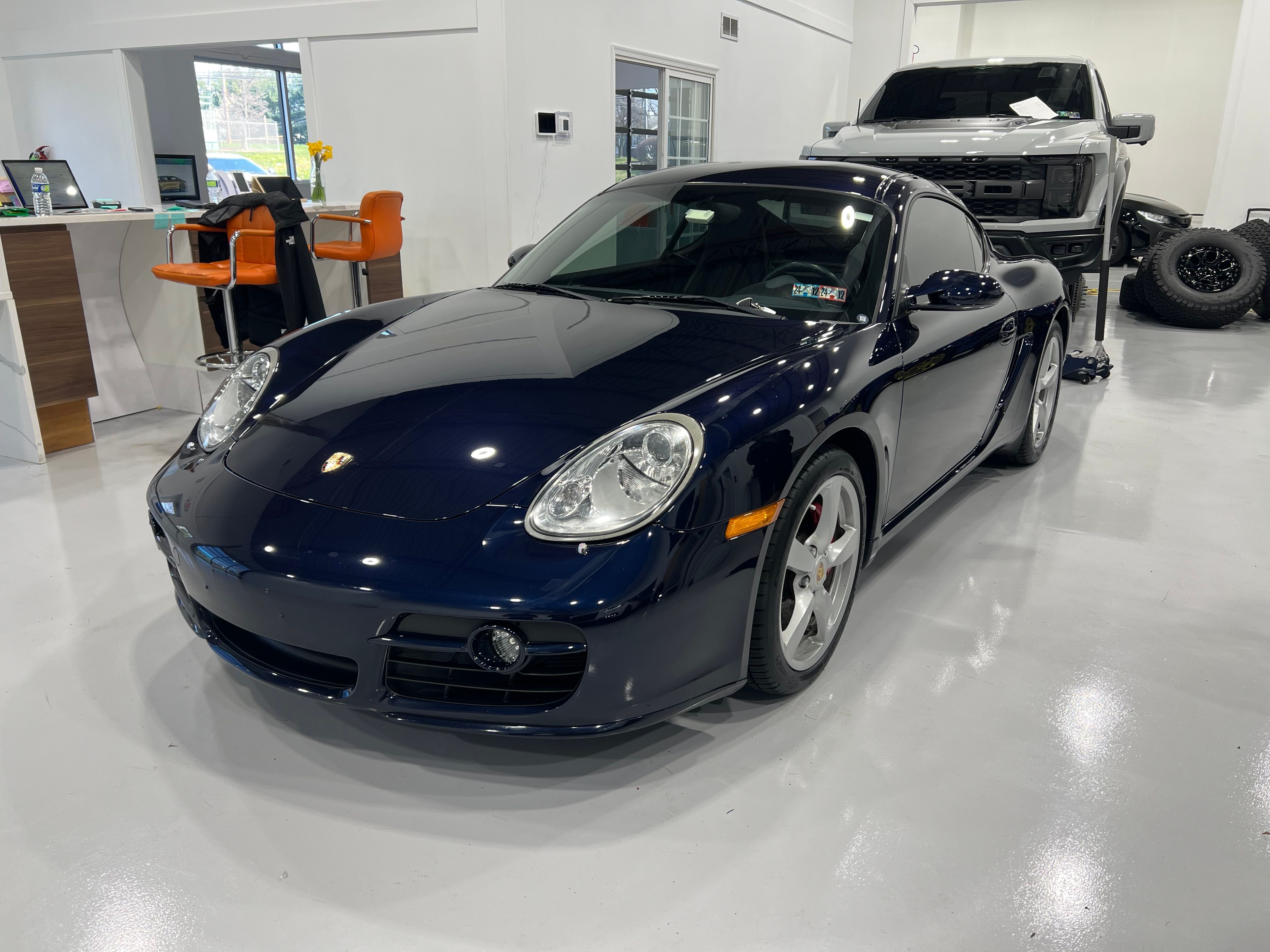 Used 2008 Porsche Cayman S Sport RWD image 5