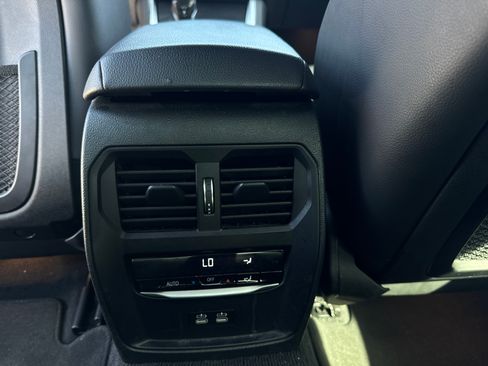 Used 2022 BMW M440i Coupe w/ Premium Package image 13