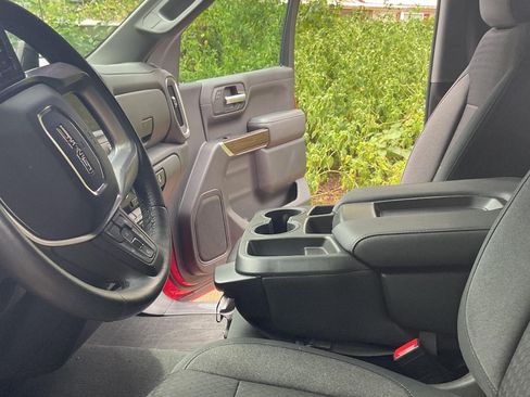 Used 2022 GMC Sierra 1500 Elevation AWD/4WD image 16