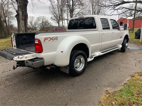Used 2015 Ford F350 Lariat w/ Lariat Ultimate Package image 6