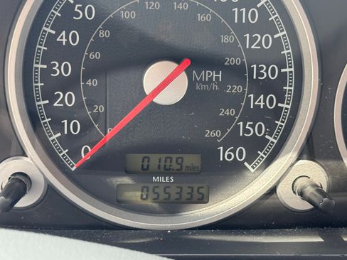 Used 2005 Chrysler Crossfire Limited RWD image 12